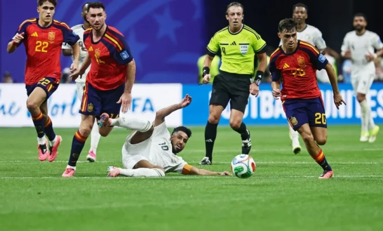 أبو ثنين: ضرورة إعادة بناء منظومة كرة القدم وعدم تحميل اللاعبين وحدهم المسؤولية 1 أبو ثنين: ضرورة إعادة بناء منظومة كرة القدم وعدم تحميل اللاعبين وحدهم المسؤولية