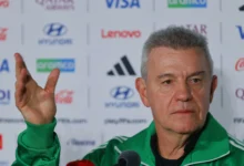 أغيري يدرس إراحة نجوم المنتخب المكسيكي أمام التشيك