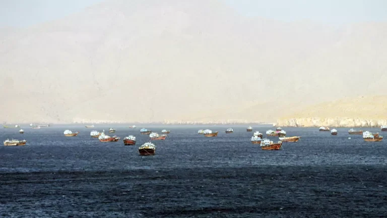 إيران: مضيق هرمز سيبقى مغلقاً ما لم يتم كبح إسرائيل في لبنان