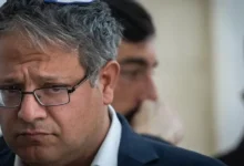 إيطاليا تحقق في إساءة معاملة نشطاء "أسطول الصمود" من قبل بن غفير