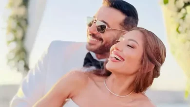 احتفال مطرب بخطوبته ولقاء سويدان تتناول مرض هبة مجدي