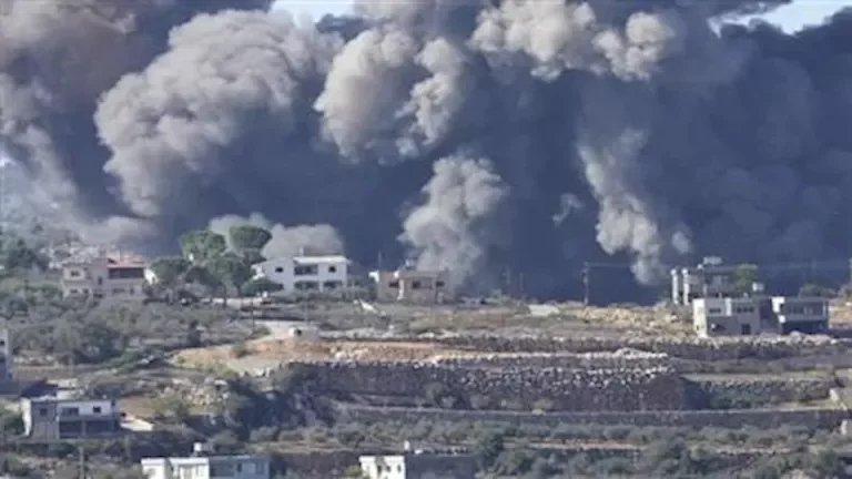 استشهاد 8 مدنيين في غارات إسرائيلية على مدينة صور اللبنانية 1 استشهاد 8 مدنيين في غارات إسرائيلية على مدينة صور اللبنانية