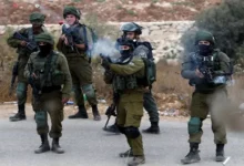 استشهاد فلسطينيين، من بينهم طفل، برصاص الاحتلال في الخليل