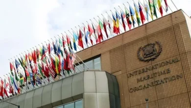 الأمم المتحدة تضع خطة لإجلاء آلاف البحارة المحاصرين في مضيق هرمز