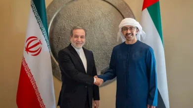 الإمارات تطالب إيران بالالتزام بحماية الملاحة في مضيق هرمز خلال اتصال هاتفي