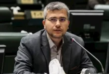 البرلمان الإيراني يعتبر إسقاط المروحية الأمريكية في هرمز إنجازاً يستحق التكريم