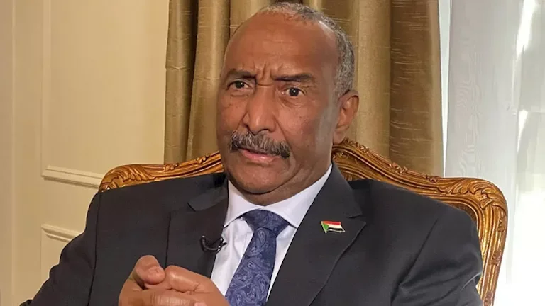 البرهان يؤكد عدم المشاركة في المفاوضات ما لم تتضمن تفكيك الميليشيات وتسليم أسلحتها