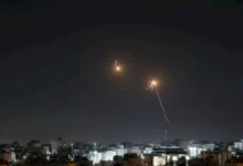 الحرس الثوري ينفذ عملية ضد 8 مواقع أمريكية في البحرين والكويت باستخدام الصواريخ والطائرات المسيّرة