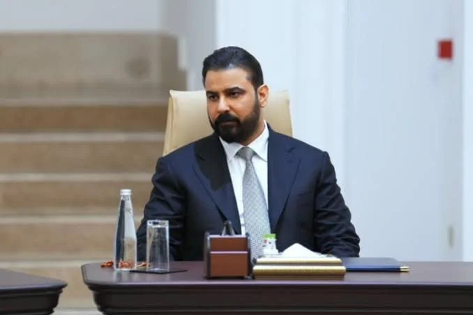 الحكومة تؤكد دعم الزيدي لحصر السلاح بيد الدولة ومكافحة الفساد 1 الحكومة تؤكد دعم الزيدي لحصر السلاح بيد الدولة ومكافحة الفساد