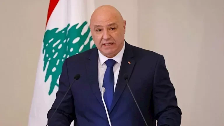 الرئيس اللبناني يؤكد رفضه لتدخل إيران في شؤون البلاد