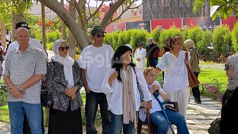 الصور الأولى من جنازة محمد مرزبان تنفذ وصيته بارتداء الملابس البيضاء