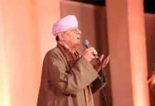 المنشد الديني ياسين التهامي يدخل المستشفى إثر أزمة صحية مفاجئة