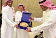 النصر يحتفي بالمشيقح بدرع وهدية في ليلة احتفالية مميزة