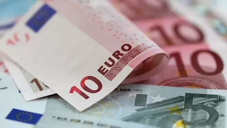 انخفاض سعر اليورو مقابل الجنيه في 5 بنوك خلال تعاملات اليوم