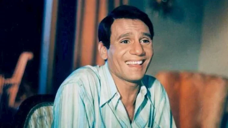 بلاغ أسرة عبدالحليم حافظ ضد استغلال اسمه يصل الديوان الملكي المغربي