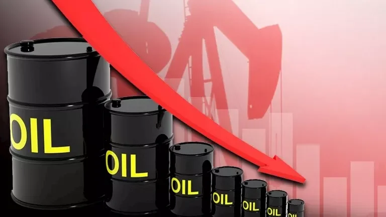 تراجع أسعار النفط بأكثر من 4% بعد اتفاق أمريكي إيراني