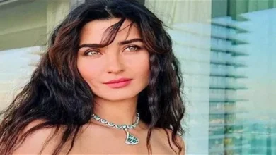 توبا بويوكستون تستمتع بأجواء العطلة الصيفية على شاطئ البحر