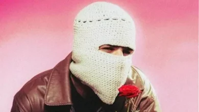 تووليت يكشف عن ارتباطه ويبعث رسالة لحبيبته من كاليفورنيا