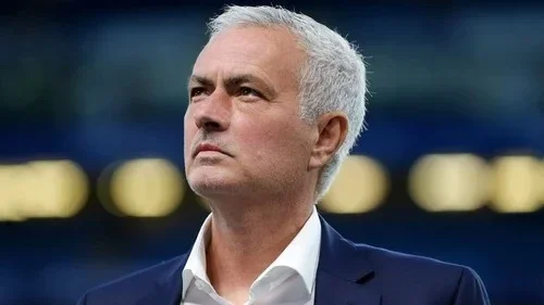 جوزيه مورينيو مدرباً لريال مدريد حتى عام 2029