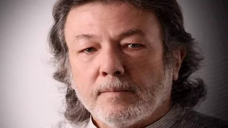 دور والدة طارق التلمساني في تعزيز شغفه بالسينما وسط أنباء فقد بصره وتصدره التريند