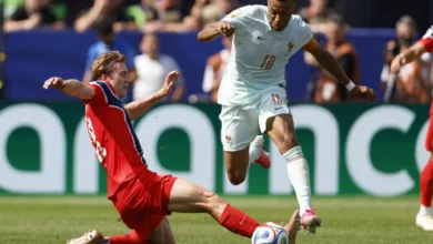 ديمبيلي يقود المنتخب الفرنسي لاعتلاء قمة المجموعة التاسعة