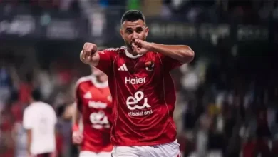 رئيس نادي الرياض يوضح موقفه من أنباء التفاوض مع تريزيغيه