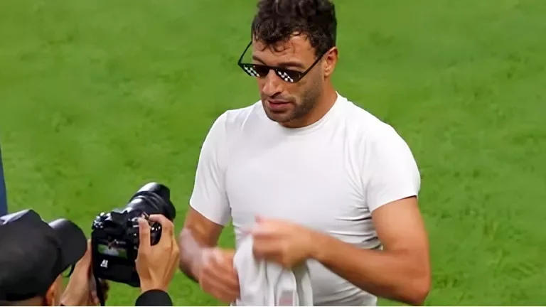 "ردود فعل النجوم على احتفال لاعب إيران بعد إلغاء هدفه أمام مصر"