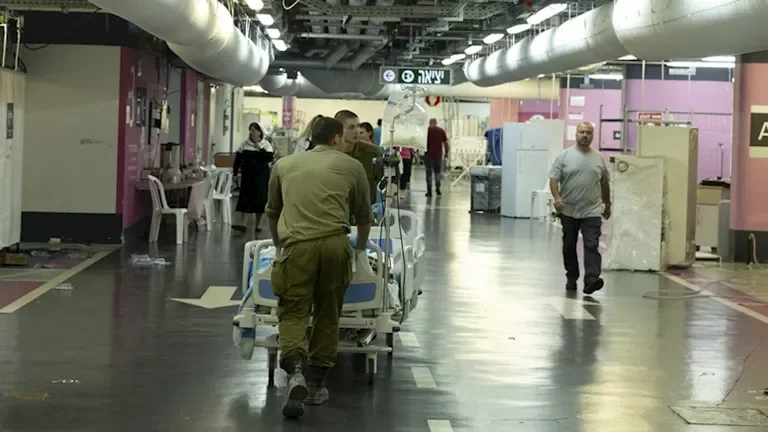 رفع جاهزية المستشفيات في إسرائيل ونقل العمل تحت الأرض في ظل التصعيد الإيراني