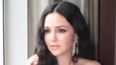 ركين سعد تتألق بفستان بني لامع في جلسة تصوير جديدة على إنستجرام