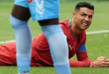 رونالدو يدعو البرتغاليين لرفع رؤوسهم بعد الخسارة أمام الكونغو