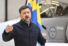 زيلينسكي يعلن عن استهداف مصافي نفط روسية في هجوم ليلي أوكراني