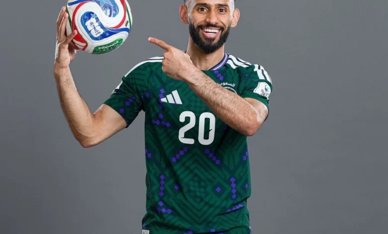 سلطان مندش يستهدف شباك الأوروغواي