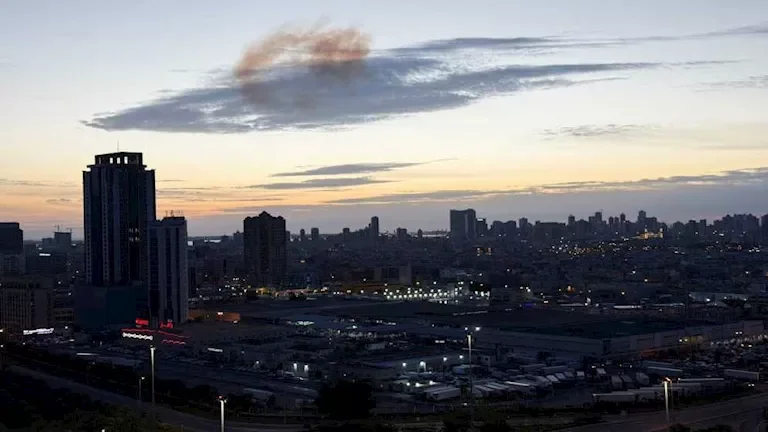 شظايا مسيّرات إيرانية تؤدي إلى أضرار بالمنازل وإصابة طفلة في البحرين