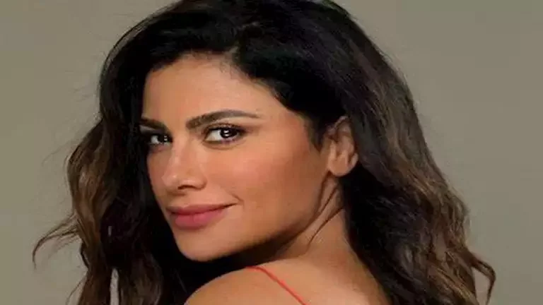 صبا مبارك تتألق في أحدث إطلالة أنيقة وتجذب أنظار الجمهور