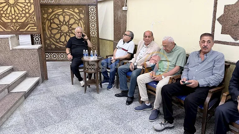 صور من عزاء المنتج غزال الشال في "الحامدية الشاذلية"