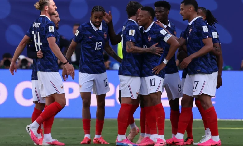 فرنسا تحقق انتصاراً مهماً على السنغال 3-1 بعد 24 عاماً من الانتظار