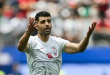 قائد منتخب إيران يتهم إنفانتينو بالخداع عقب التعادل مع مصر