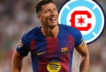 ليفاندوفسكي يوقع عقده مع شيكاغو فاير