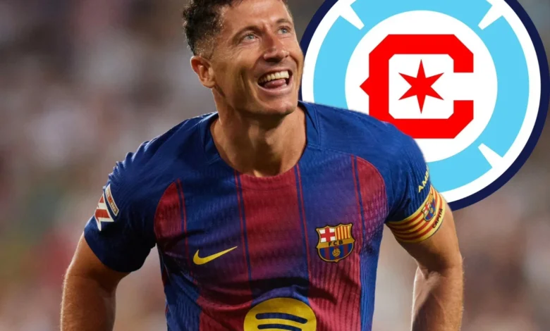 ليفاندوفسكي يوقع عقده مع شيكاغو فاير