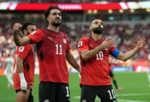 مصر تحقق انتصاراً ساحقاً على نيوزيلندا بثلاثية وتتربع على الصدارة
