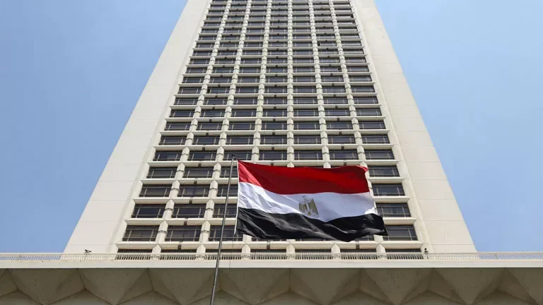 مصر تعبر عن تضامنها مع قطر عقب حادث رأس لفان الصناعية