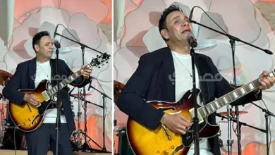 مصطفى قمر يتألق بالغناء والعزف على الجيتار في حفل زفاف