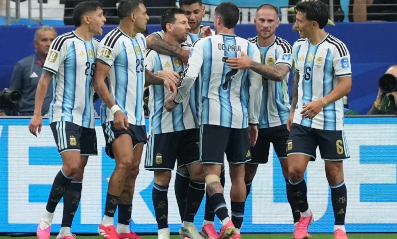 ميسي يتصدر قائمة هدافي كأس العالم بشكل منفرد
