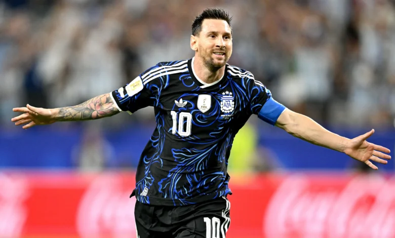 ميسي يستمر في صنع التاريخ خلال منافسات كأس العالم