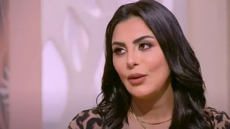 "هاجر الشرنوبي تعبر عن موقفها من أزمة مستشفى الشاطبي"