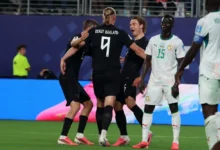 هالاند يتوج بلقب ملك المونديال النرويجي
