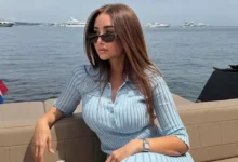 هنا الزاهد تتألق بفستان أزرق أنيق في أحدث إطلالة لها