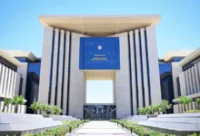 وزير الخارجية يتباحث هاتفياً مع نظيره الإماراتي حول التطورات الإقليمية