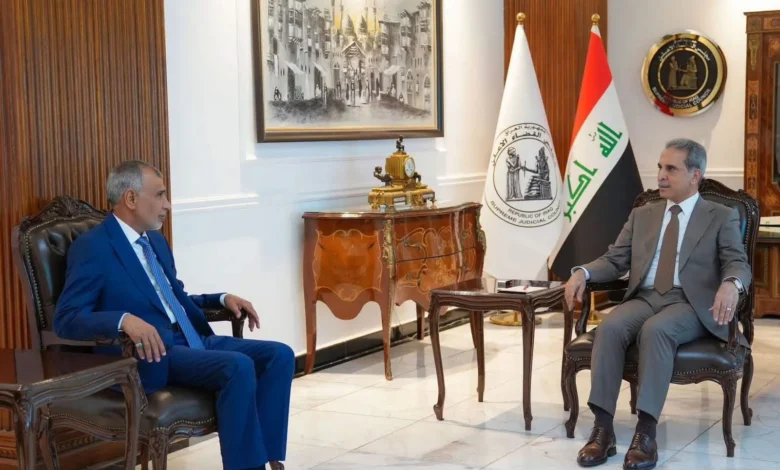 وزير المالية يؤكد دعم جهود ملاحقة المتورطين بالفساد واسترداد الأموال العامة