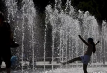 وفاة طفلين شقيقين داخل سيارة في فرنسا بسبب موجة حر شديدة